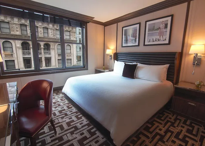 The Iroquois Times Square, A Small Luxury Hotel